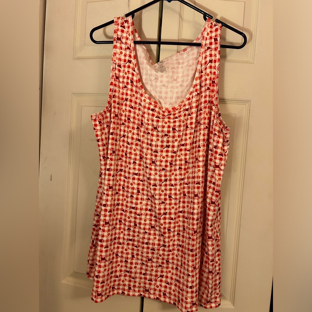 CATO’s sleeveless floral tank top